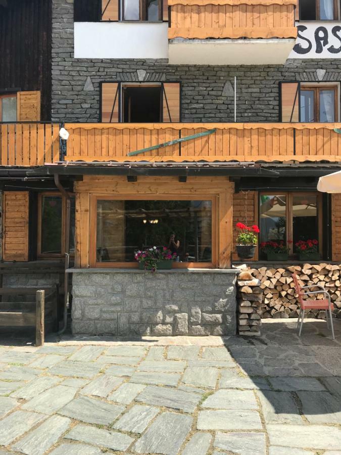 Sasso Nero Chiesa in Valmalenco Exterior foto